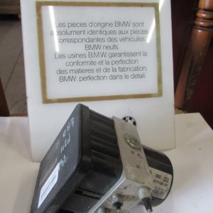 Bloc ABS ( groupe hydraulique ) de BMW e87 phase 2 compatible avec e81 e90 e91 e92 référence 34516777158/34526777159