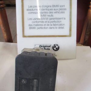bloc ABS (groupe hydraulique) de bmw e46 référence 34516750364 ou 6753842
