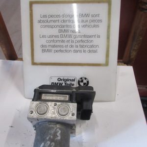 Bloc ABS de BMW X3 e83 référence 0265950318/0265234035