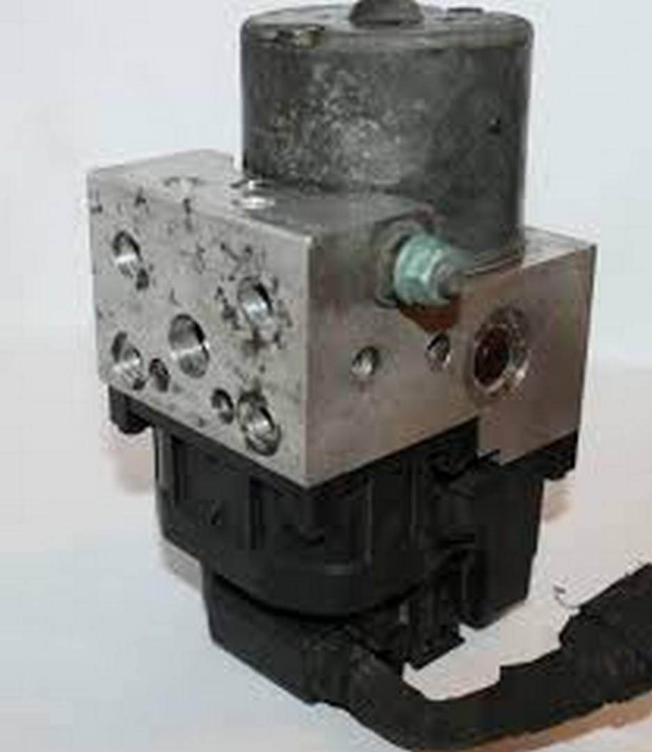 bloc abs de Passat TDI ref 8E0614111AB Deutsch Car 27