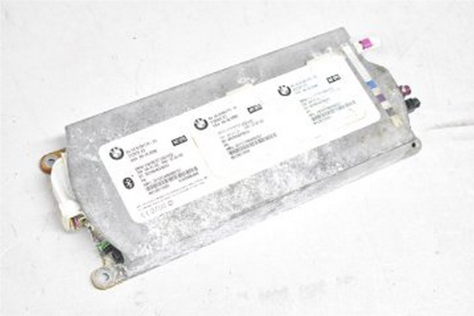 boitier telephone de BMW e91 ref 84.10913817901 Deutsch Car 27