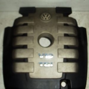 Cache moteur de VW V10 TDI