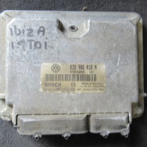 calculateur moteur de Seat IBIZA 1L9 tdi référence 038906018N/ bosch 0281001727