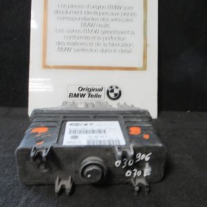 calculateur moteur de Polo 1L4 MK4 référence 030906030E