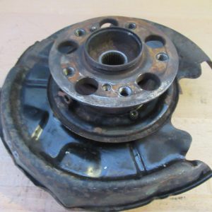 moyeu arrière droit de Mercedes W201