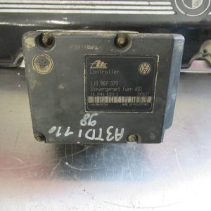 Bloc ABS de AUDI A3tdi 110 référence 1J0907379 / 1J0614117A