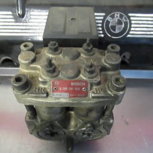 Bloc ABS de BMW série 7 référence 0265201020