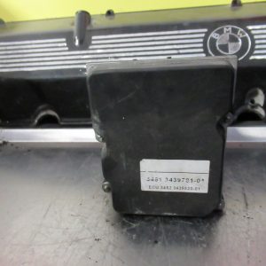 Bloc ABS de BMW X3 e83 référence 34513439781
