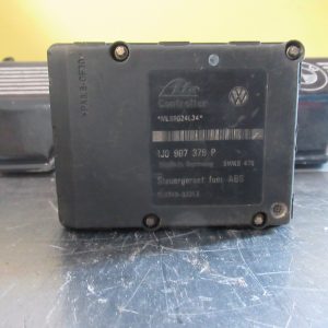 Bloc ABS de GOLF4 110  référence1J0907379P / 1J0614117D