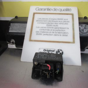 Relais de préchauffage de Mercedes W203 W210 W211 référence 0285454032