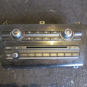 commande de climatisation et facade radio de BMW X3 F25