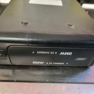 Chargeur cd bmw e38 ref 8361058