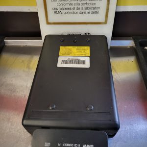 Chargeur cd bmw e38 ref 6907036
