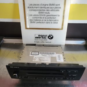 Autoradio cd de bmw e90 réf 9141682