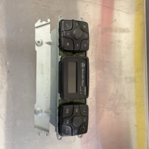 Autoradio de Mercedes classe s w220 a2208270024