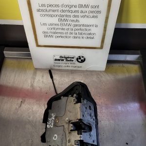 Serrure de porte droite bmw e46 coupé