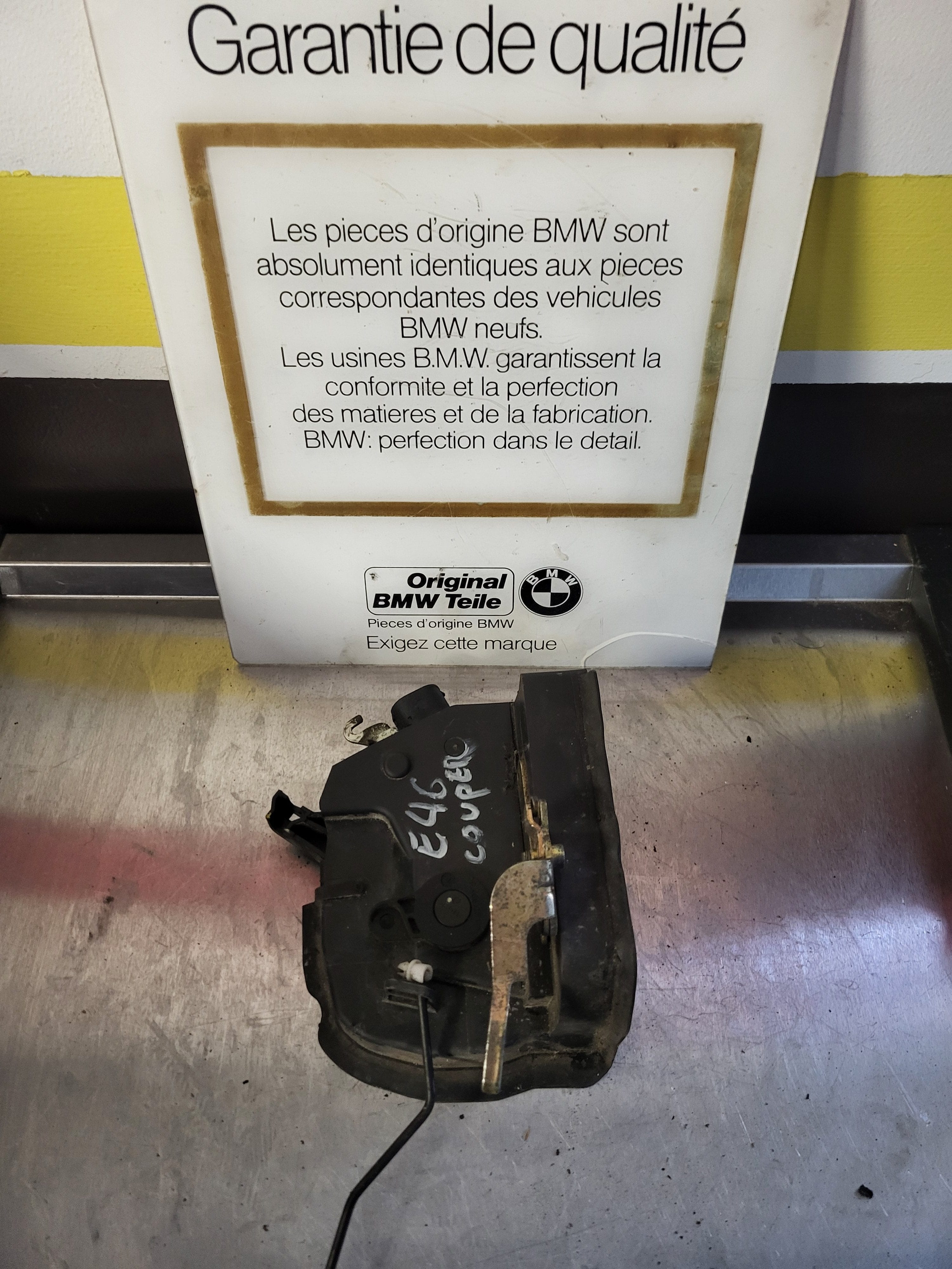 Serrure Avant Droit Pour BMW Série 3 E46 Coupé Phase 2 - Ref 51217019974