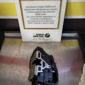 Serrure de porte avant gauche bmw ref 7059967