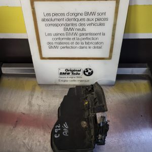 Serrure de porte avant gauche bmw ref 7202143