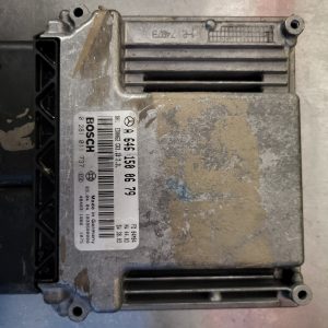 0281011737 / a6461500679 calculateur moteur Mercedes 220cdi w203