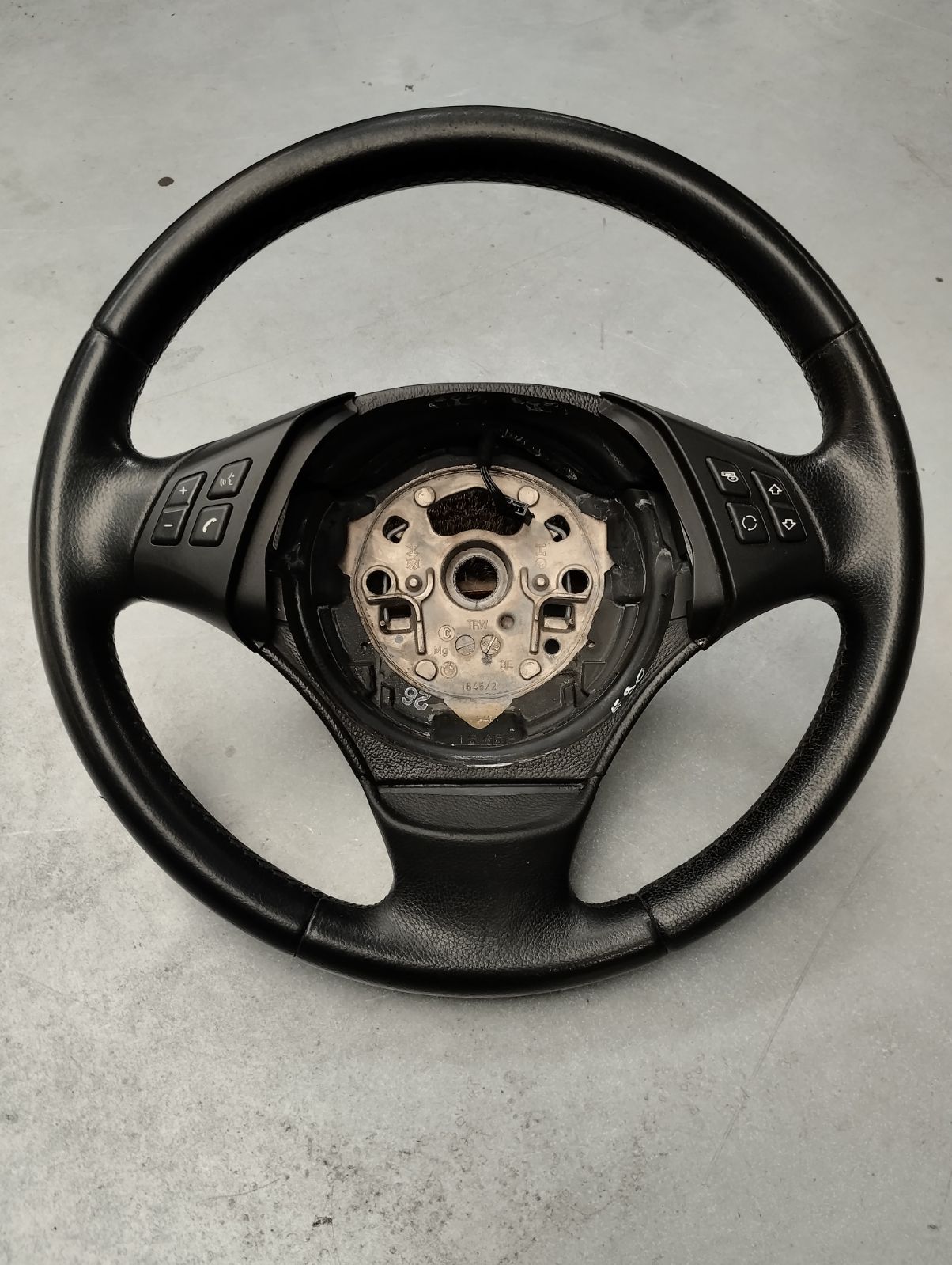 Volant Tuning Cuir/alcantara Pour BMW Série 3 E90 - Ref. 10-242 - Neuf (recentrage)