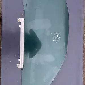 Vitre avant droite de Mercedes SLK R170