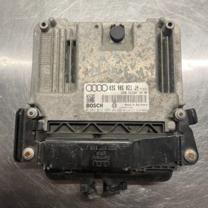 03g906021jh / 0281013608 calculateur moteur de golf 5 2l tdi