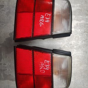 Feu arrière de bmw m5 e34