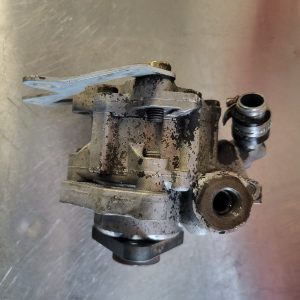 1092744 pompe de direction assistée de bmw 525tds e39