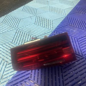 Feu hayon arg bmw f11 7370348