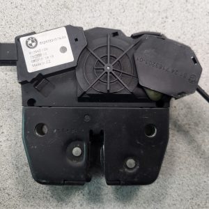 serrure de hayon arrière de BMW x5 e70 7234379