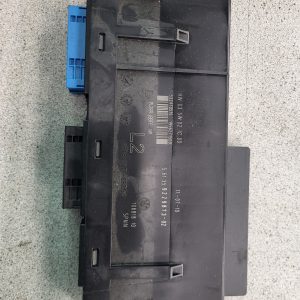 9229873 boitier jbe de bmw serie 1 e81