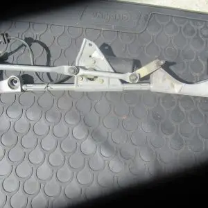 moteur d essuis glace de mercedes classe c w203